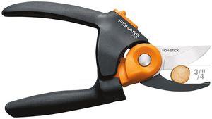 7. Fiskars PowerGear2 Pruner