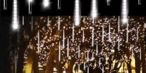 3. Aluan Christmas Light Meteor Shower Rain Lights